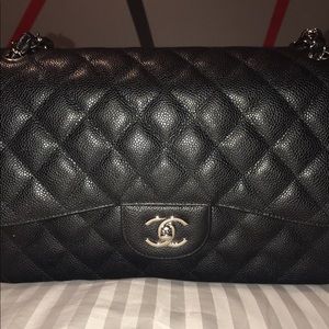 Meet your Posher, Em